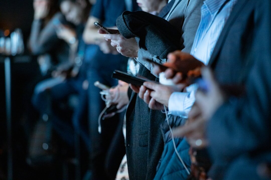 people using smartphones